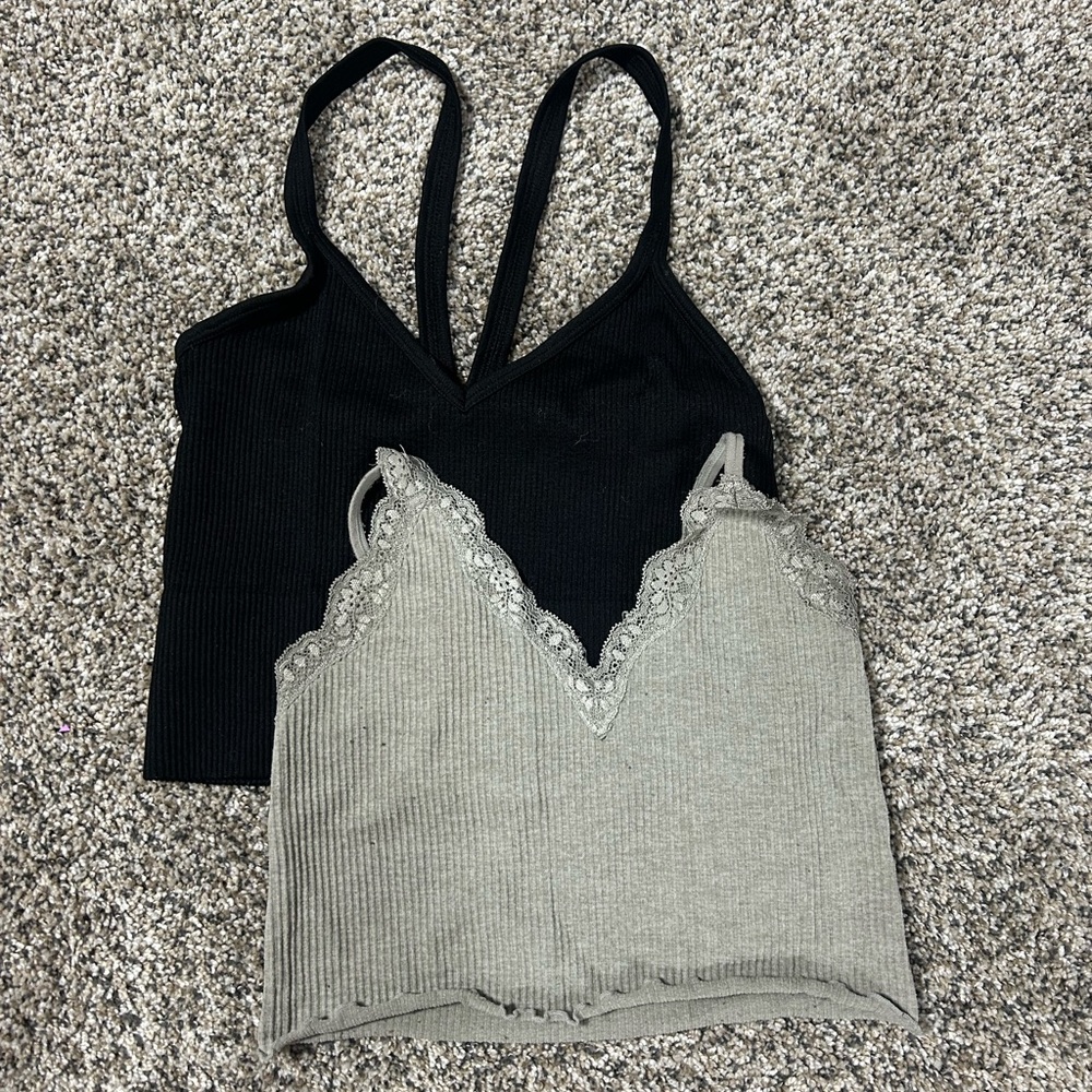 Tank top bundle🐨